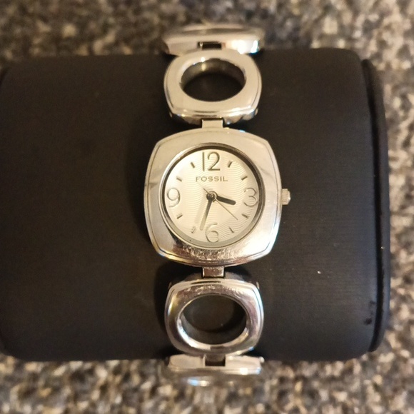 Fossil Silver ES2214 square face white dial bracelet women's watch - Picture 1 of 6